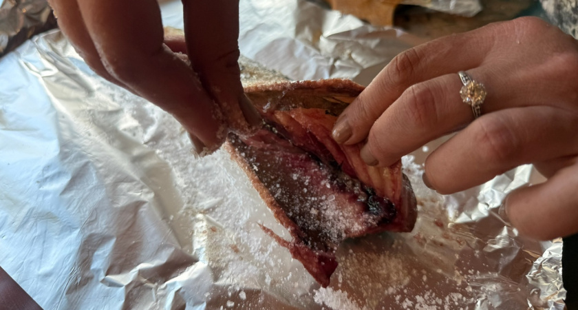 История о покупке скумбрии в "Светофоре" и её дальнейшей разделке