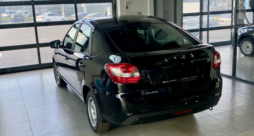 История о покупке "Лады Гранты" и выводы о ней, сделанные в ходе эксплуатации 