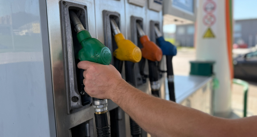 История сравнения одинаковых автомобилей с одним отличием: один всегда ездил на 95, другой - на 92