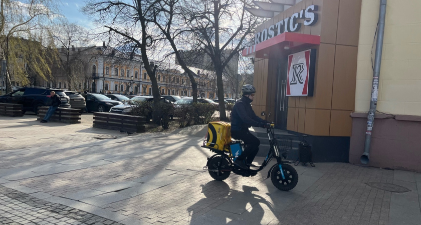 Разъяснения Верховного суда Российской Федерации на тему того, как должны вести себя самокатчики на тротуарах