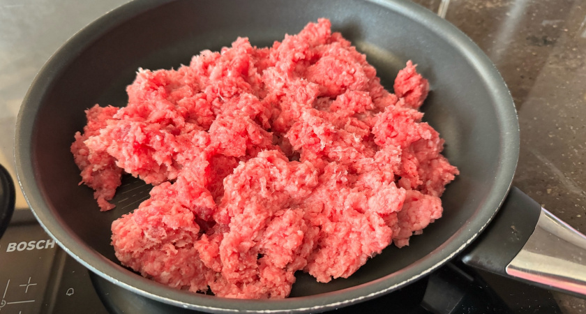 Проверка купленного в "Пятерочке" фарша: сколько же мяса в нем на самом деле — результат показателен