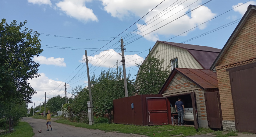 В Тюльганском районе газовый баллон взорвался в гараже