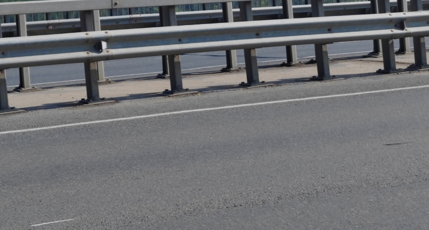 В Башкирии приводят в порядок дорогу в Оренбургскую область