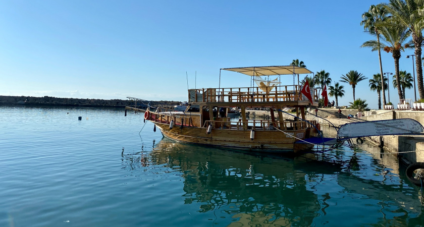 Куда можно полететь осенью, да и в любое другое время, если хочется понежиться в море — Турция во всей красе