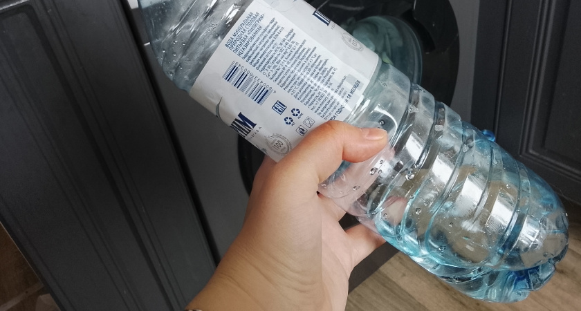 Как использовать обыкновенную бутылку для предотвращения ожогов во время приготовления кулинарных изысков на масле