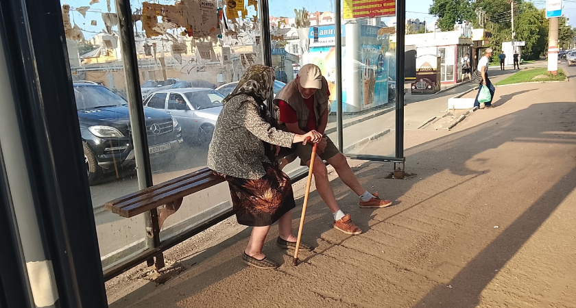О чем женщина в старости должна помалкивать везде, всегда и со всеми: 9 важнейших тем 