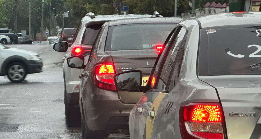 Жителям рассказали, какие улицы Оренбурга перекроют на 6 часов