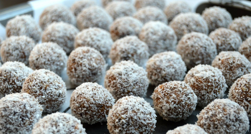 Рецепт пирожного «Картошка» родом из времен СССР