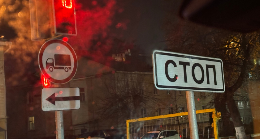 Женщина в Оренбурге оказалась в больнице после перехода на красный сигнал