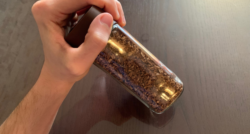 Какой растворимый кофе заслуживает ваших денег — итоги экспертизы Росконтроля