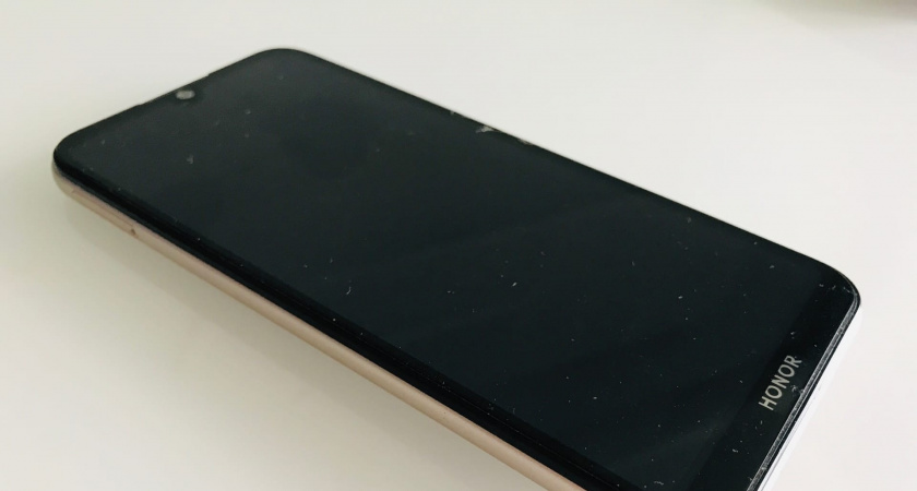 Трубка, которая перерезала дружбу — после разговора женщина не выключила телефон и рассказала много интересного о «подруге»