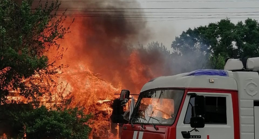 За сутки в Оренбуржье пожар произошел 12 раз