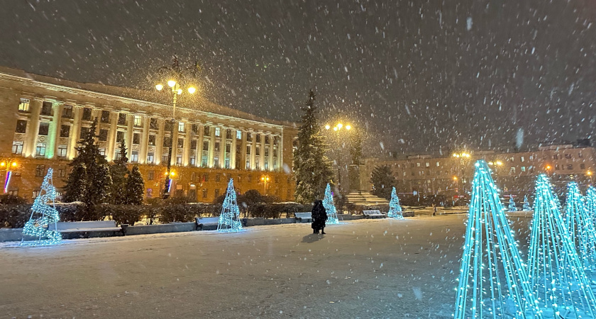 В Оренбурге стало известно, когда откроют елку и праздничный городок