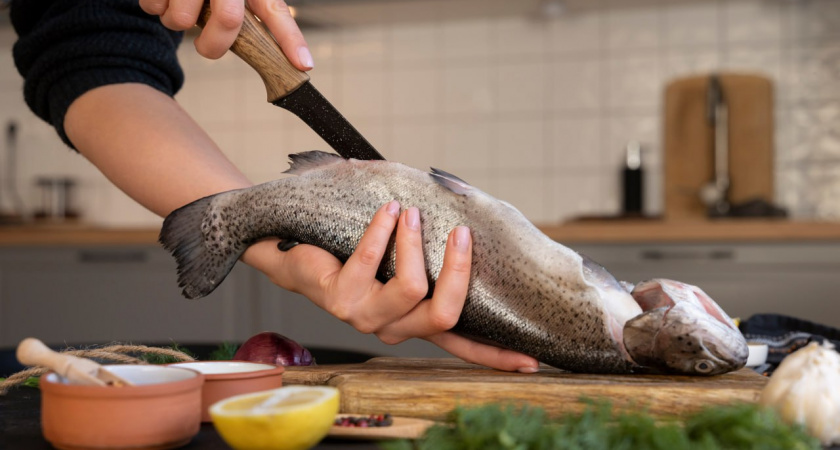 Накупила горбуши в Светофоре для засолки икры на Новый год: вот что нашла внутри - честный отзыв