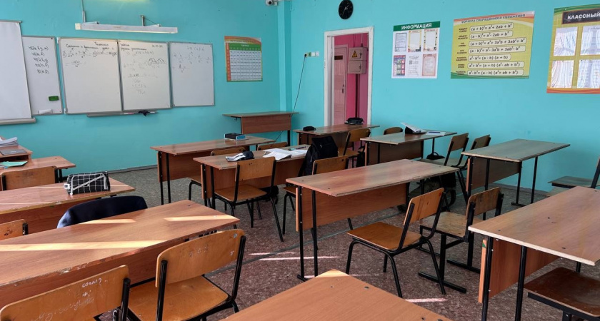 Школьники Оренбурга уходят на дистант