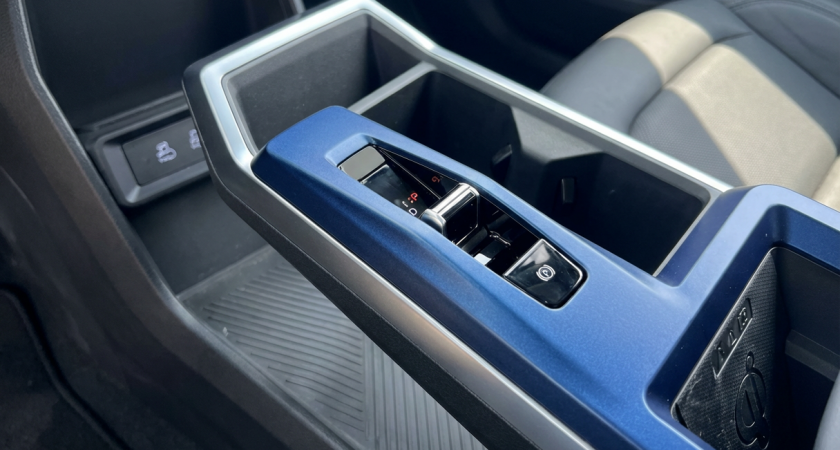 Нашёл на Ozon новых корейцев по цене ниже РРЦ: стоит ли брать авто - честный обзор