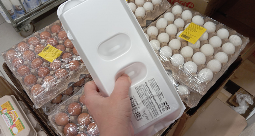 Освоил трюк на миллион: из лотка яиц — суперсостав для проводов и дерева — мастер научил не выбрасывать