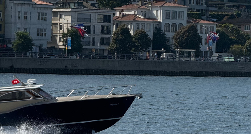 Окунитесь в новогоднее море за 88 тысяч на двоих: где выгоднее отдохнуть на праздники — рейтинг лучших стран