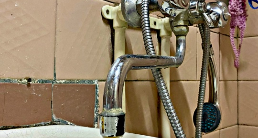 «Вам воду с глиной или песком?»: как жители села Козловка мечтают о чистой воде