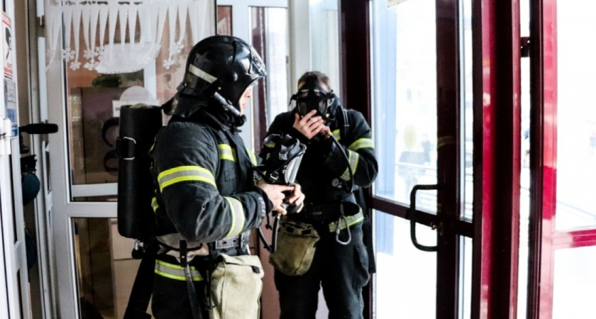 В Оренбурге вспыхнул трансформатор в СНТ Гидропресс