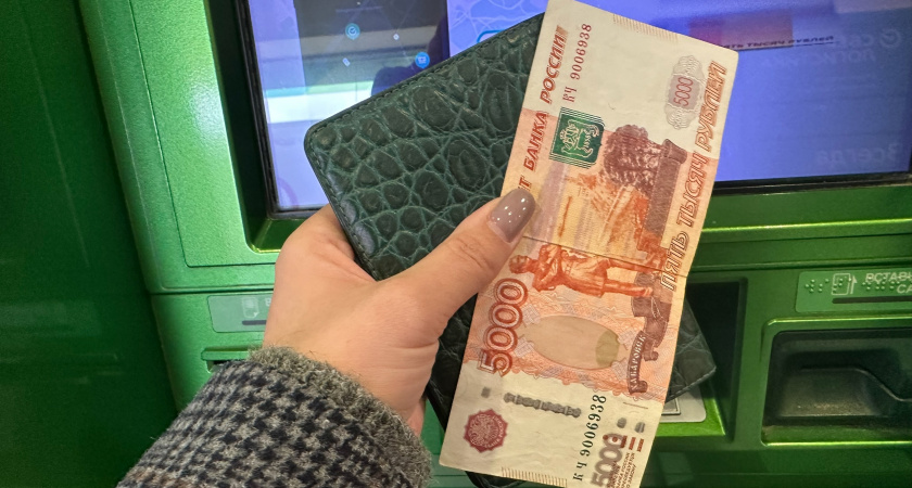 Студентку из Орска обманули на 30 тысяч рублей с помощью схемы с доставкой