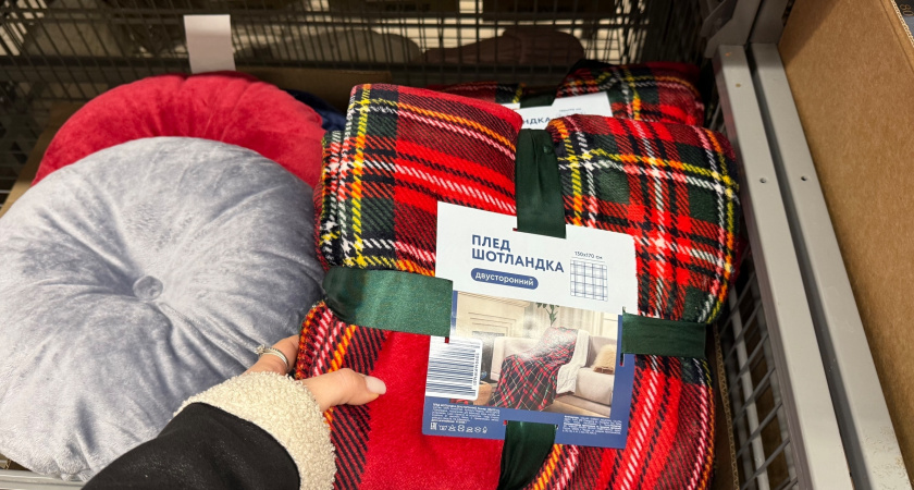 В Чижике царит новогоднее настроение: завезли кучи разных деликатесов к Новому году - рассказываю, что присмотрела себе 