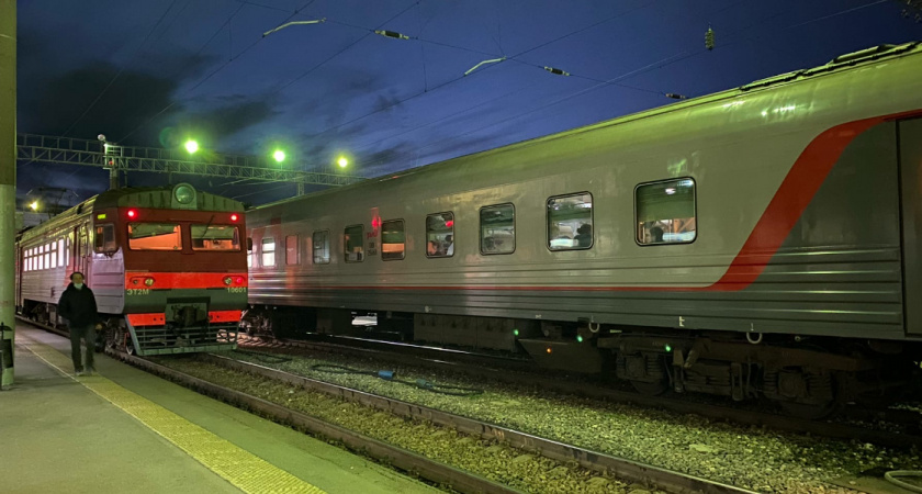 Билт куплен, но его нет: мужчина трижды пытался уехать в Москву и чуть не остался на вокзале