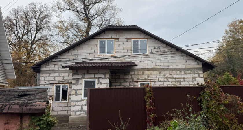 Пенсионеры продали 2 квартиры, чтобы купить дом в Крыму, но по итогу суд постановил снести его, а им не вернули ни копейки