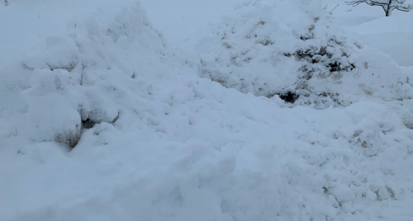 «Очередной снежный коллапс»: жители Орска требуют эффективной уборки 