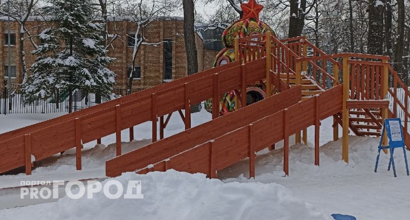 Врачи в Оренбурге предупредили о рисках зимних катаний с горок