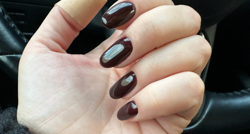 Оренбурженка пришла на маникюр, а ушла с побоями