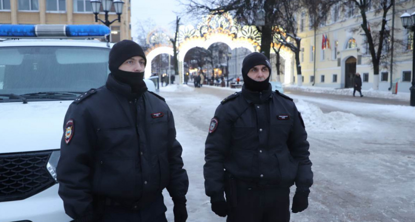 В Оренбуржье мужчина избил жену и угрожал ей убийством