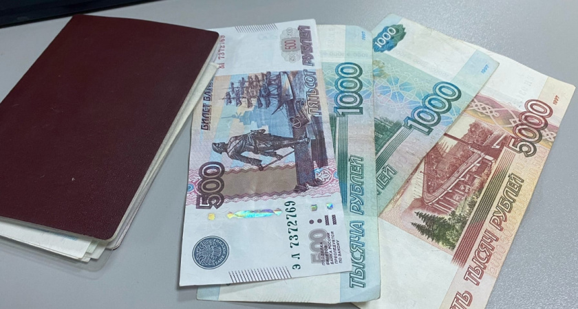 Оренбуржец лишился пенсии из-за незнакомца, который трудоустроился по его паспорту