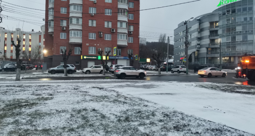 В Оренбуржье водитель врезался в грузовик с арматурой