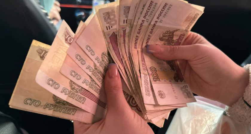 В Оренбурге медцентр почти год платил сотруднику «копейки»