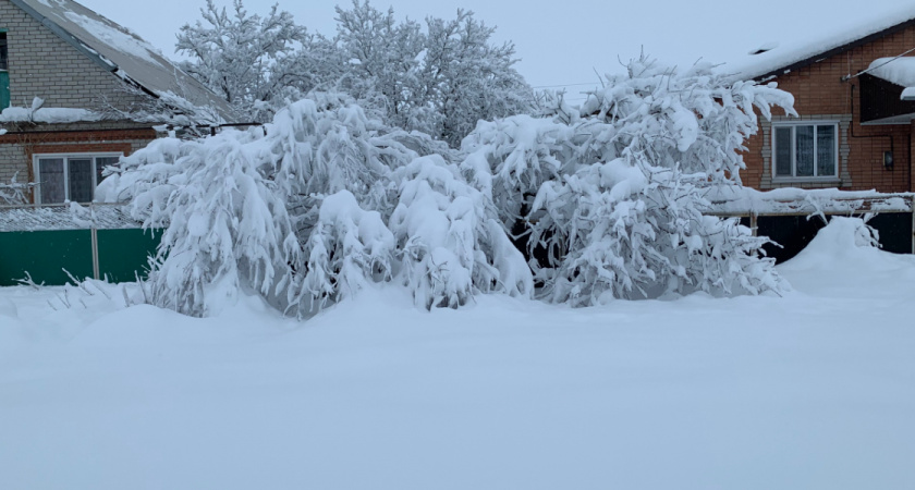 Жители поселка около Оренбурга жалуются на запах газа