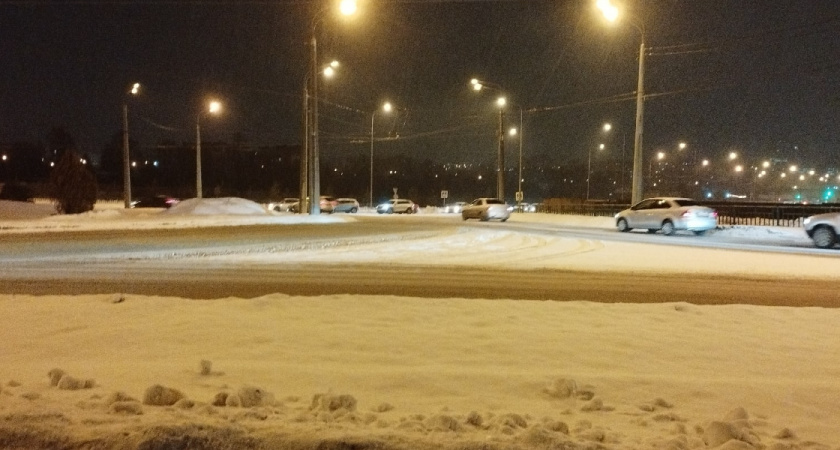 Оренбуржцы возмущены состоянием моста