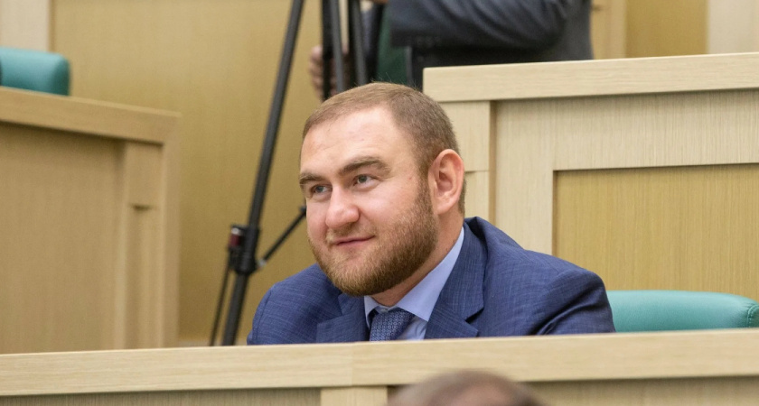 В Оренбуржье бывший сенатор Арашуков просит оправдать его по делу о взятке