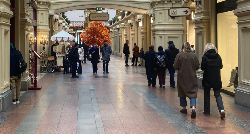 Насмотрелась на женщин в Европе - и поняла, почему мы так жить не будем: щеголяют в мини шортах и с морщинами