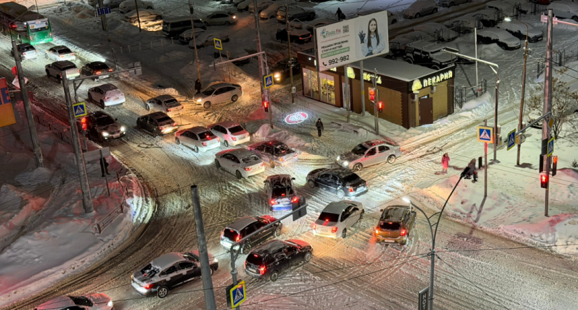 Жители Оренбурга жалуются на дороги в городе