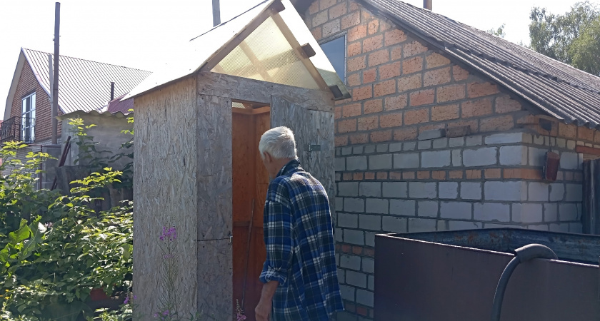 Жестко отправила свекра куда подальше: его "золотые руки" не справились - чем закончился наш ремонт 