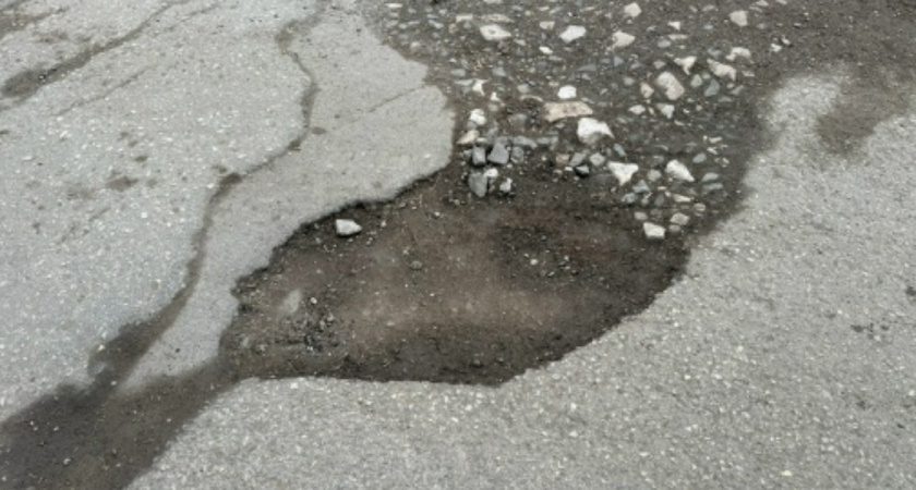 Дорога к знаниям: жители Аккермановки переживают за безопасность, власти обещают решить проблему