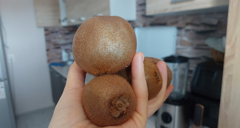 Не лимон и не апельсин: врачи нашли фрукт, в котором витамина С в 2 раза больше, чем в цитрусах 