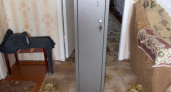 Пожилой охотник из Ясненского района прятал наркотики в сейфе с ружьем