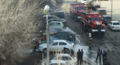 Пожар в Оренбурге: на ул. Чкалова горело два автомобиля