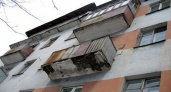 Пьяный орчанин упал с балкона на пятом этаже и остался жив