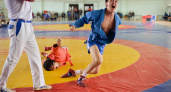 В Соль-Илецке прошли соревнования по самбо: фоторепортаж