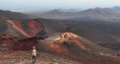 Нашлась! Девушка, заблудившаяся у вулкана на Камчатке, вышла к спасателям