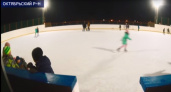 Берите пример! В Октябрьском местный житель построил бесплатный каток - ТК "Регион"