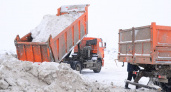Сколько можно? Снег с улиц Оренбурга свозят на незаконный полигон